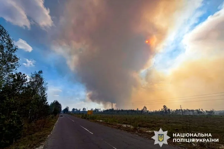 Massive Fire in Rivne Region: Flames Spread Rapidly