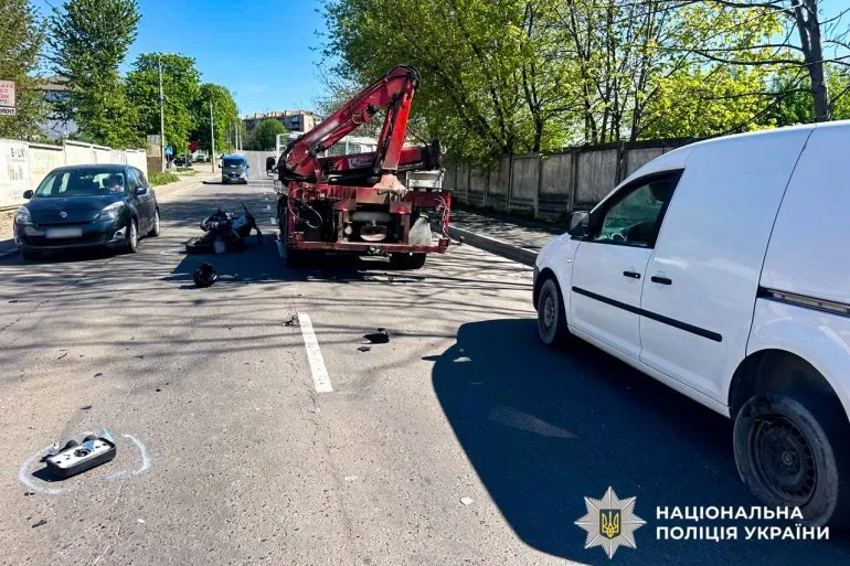 ДТП у Рівному: мотоцикліст отримав тяжкі травми