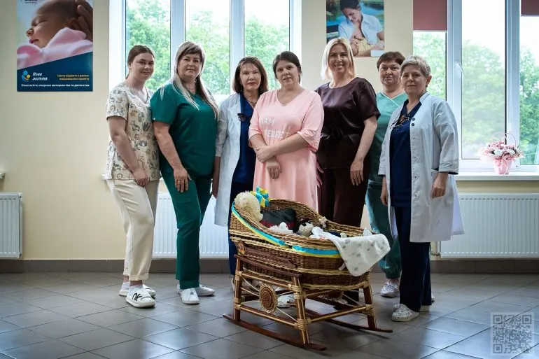 Unique Cradle for the 13th Child of a Family from Rivne Region