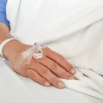 На Ровенщине во время заправки бензокосы двое людей получили ожоги
