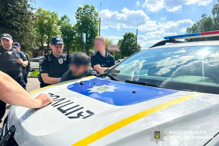 В Ровно произошло ограбление посреди дня