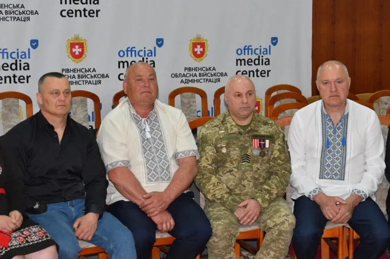 Рівненщина: президентські нагороди для героїв та трудових досягнень